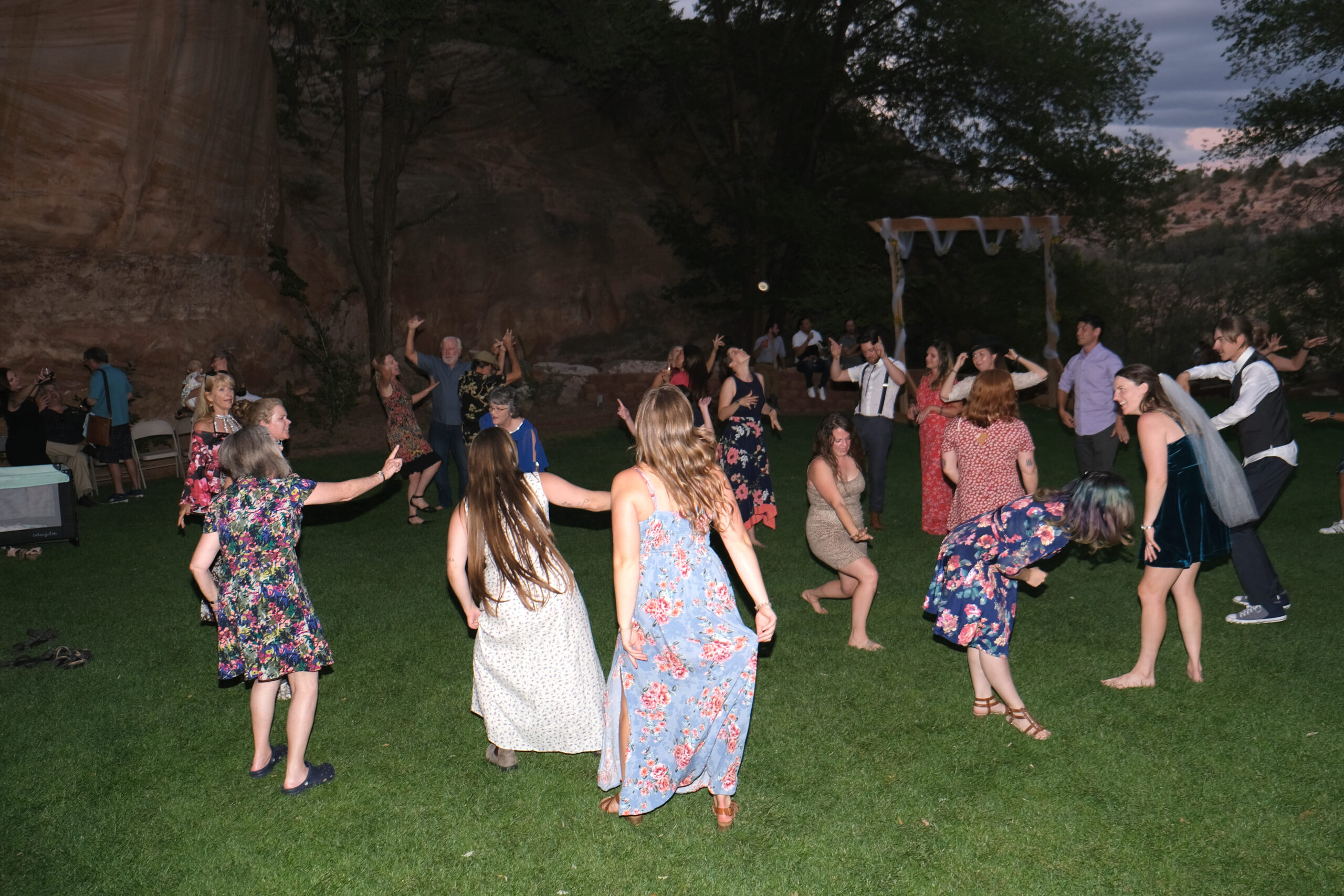 Best Friends Venue Kanab, Zion National Park Wedding Venues, Zion Elopement, Zion Elopement Photographer