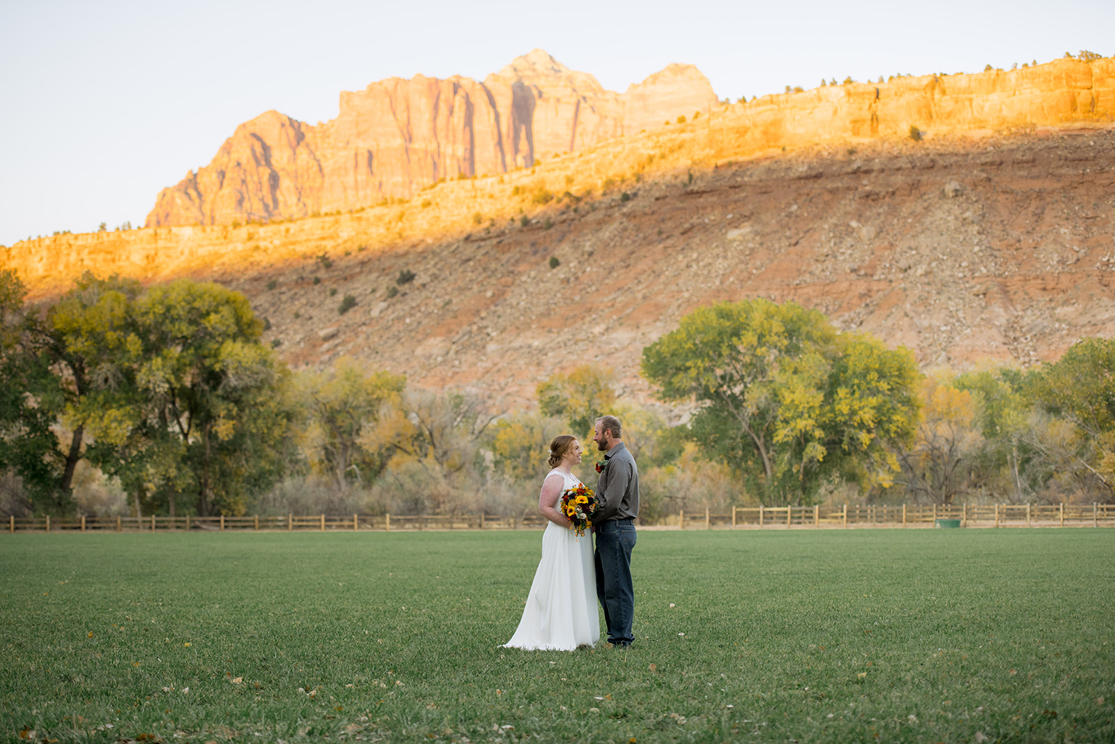 Red Rock Oasis, Zion National Park Wedding Venues, Zion Elopement, Zion Elopement Photographer